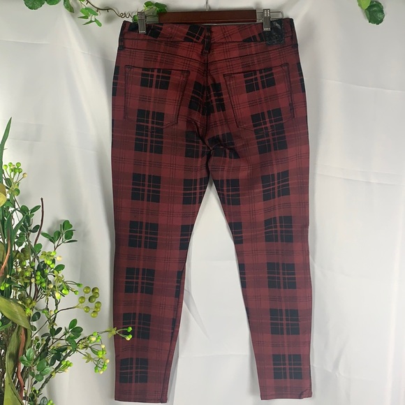 ❌TRADED❌ Dylan George Plaid Stretchy Skinny Pants - Picture 13 of 16